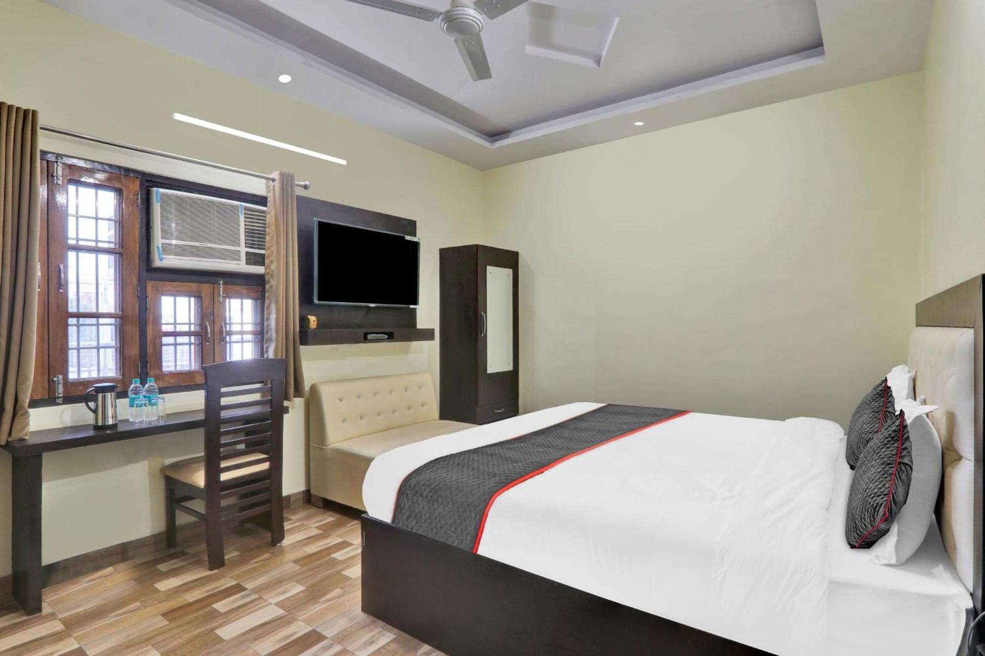 Collection O Starfield Hotel Лакнау Екстериор снимка