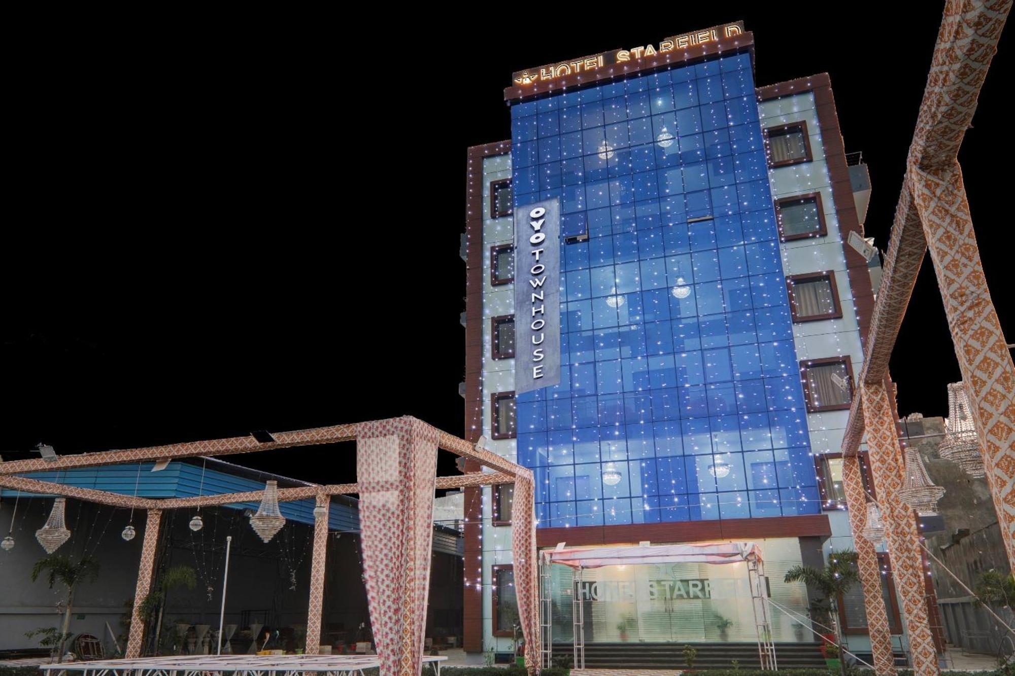 Collection O Starfield Hotel Лакнау Екстериор снимка